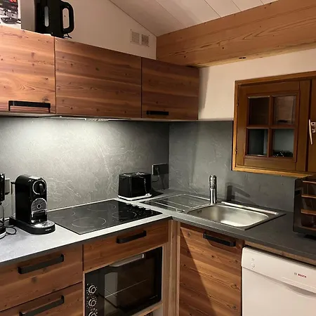 Chalet Renove 2-4 Pers, Terrasses, Vue Mont Charvin - Fr-1-505-187